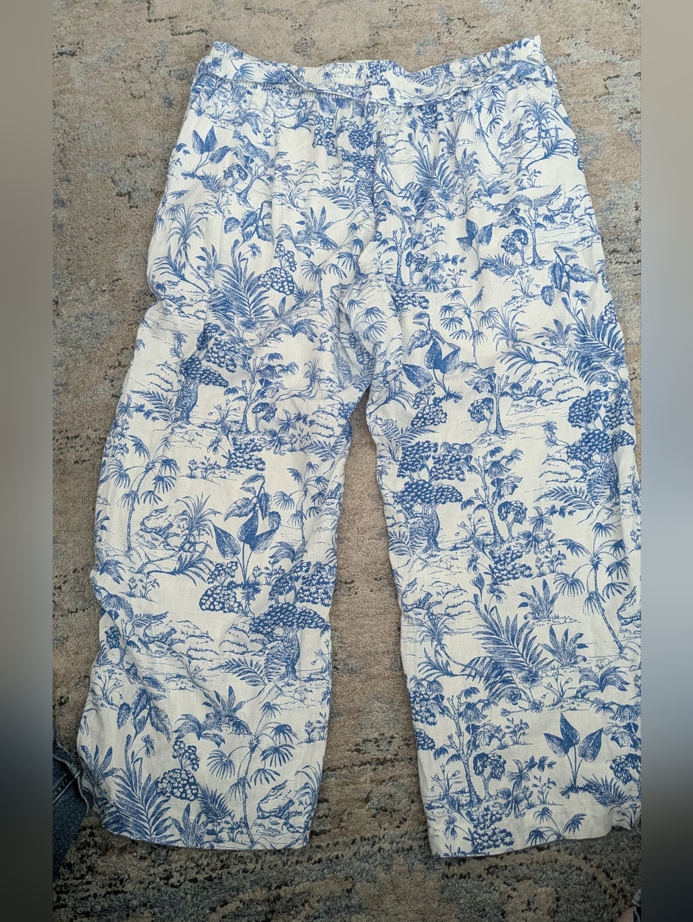 Nicole Miller Blue and White Printed Pants - Picture 3 of 5